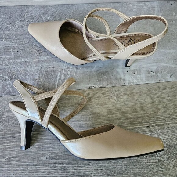 Life Stride Kalea Womens Dress Pump Pointed Toe Taupe Heel Elastic Straps Size 8 - Picture 1 of 15